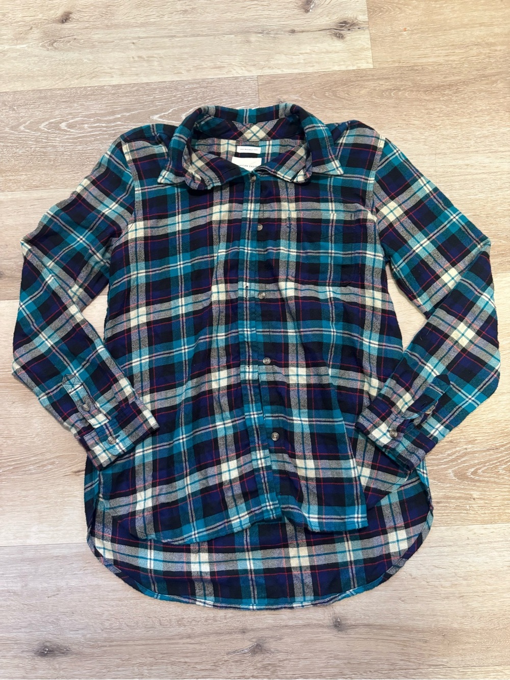 American Eagle Outfitters Teal, Navy & Cream Plaid Button-Down Shirt